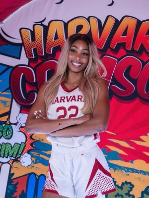 Saniyah Glenn-Bello