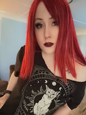 WhisperingPizza ASMR