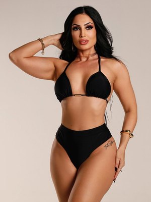 Daniella Mv