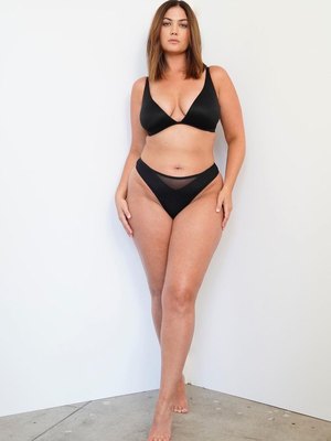Danielle Davis