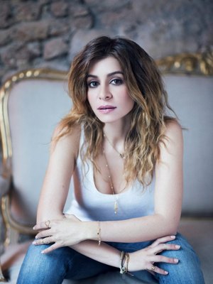 Julie Zenatti