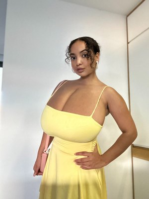 Layla Dominiq