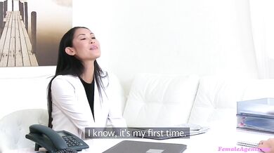 Sexy Asiatka na českém castingu