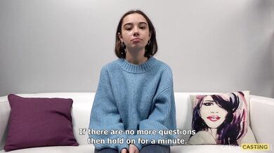 Teen amatérka Uliana ukáže své sexy nahé tělo