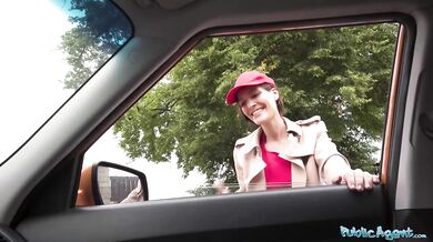 MILF kundička z ulice dostane největšího ptáka ve svém životě