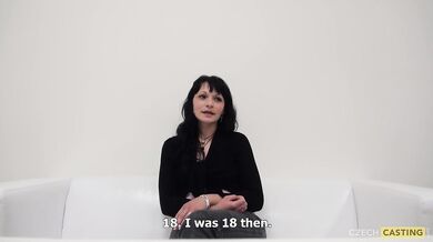 22letá tmavovlasá amatérka Hana na českém castingu
