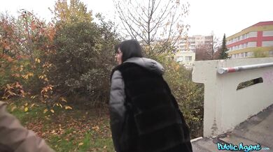 Prsatá Aaliyah Yasin si užije na pořádném českém péru