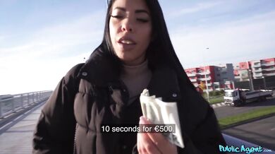 Italská učitelka to nechtěla, ale nechala mě se do ní vystříkat