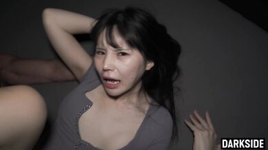 Japonská teenagerka Marin Niko chce gangbang