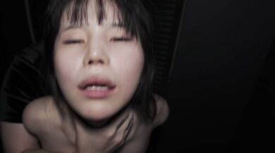Japonská teenagerka Marin Niko chce gangbang