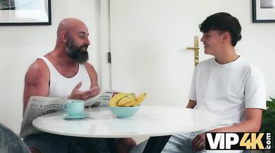 Tvůj táta je nejlepší sexuální mistr