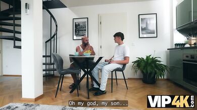 Tvůj táta je nejlepší sexuální mistr
