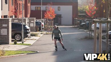 MILF nabízí nerdovi lepší alternativu než hraní her