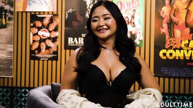 Jasmine Teaa – čistě asijské orgie, porno z Redditu a cosplay Chun-Li