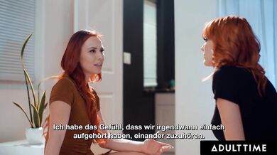 Zrzka Aidra Fox svádí svou kamarádku Kennu James k žhavému lesbickému šukání!