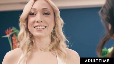Lily LaBeau v lesbické orgii s družičkami Octavií Red, Ivy Ireland a Karinou Valentinou!