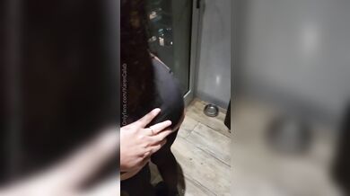 Karen Calab je ošukaná v kuchyni