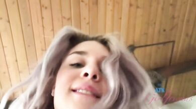 Pornohvězda Gabbie Carter si na dovolené užije velkého ptáka
