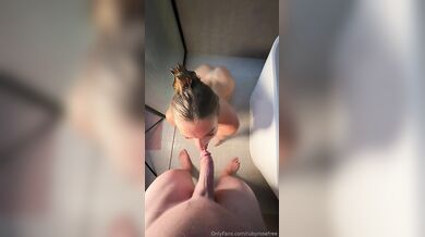 RubyRoseFree s dokonalým tělem se nechá ošukat před sprchou