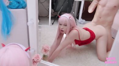 KateKuray si to rozdává jako Zero Two