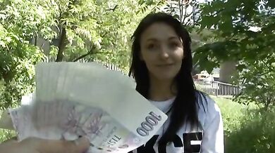 Starý Rychlý Prachy a šukačka v parku