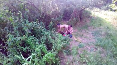 Chvilka relaxu v lese s Lady Dee