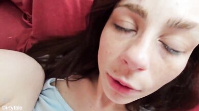 Teenka Renee Rose kouří ptáka svého nevlastního bratra a nechá se ošukat