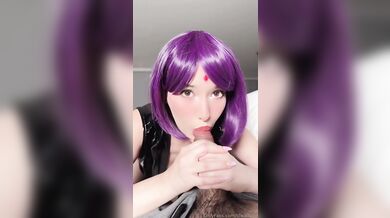 Hladová Lilwaifulia uvítá velkého tvrdého ptáka
