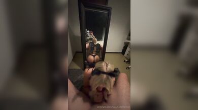 UwUCuteDemon dostane výstřik do obličeje po vlhké kuřbě v POV