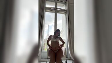 Fernanda Mota Farhat pořádně stříká z kundičky