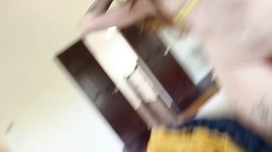 Zrzka Backdoorgf si nechá roztáhnout zadek Scottem Starkem