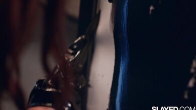 Zlobivá zlodějka Vanna Bardot je přistižena při činu díky Allie