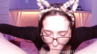 SweetPussy1311 bere do krku velkýho ptáka svýho chlapa