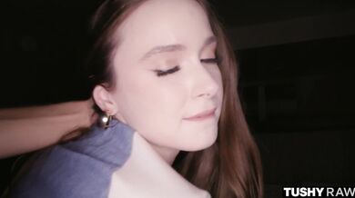 Hazel Moore si užije žhavý anál