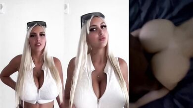 Žhavá prsatá křivkatá blondýnka