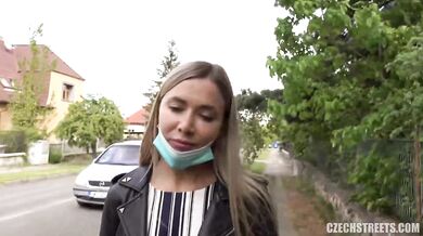 Czech Streets 125 s žhavou blondýnkou ošukanou v autě