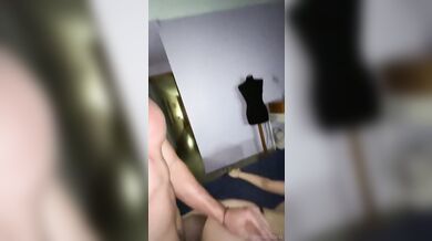 TheFlexyLady si nechá ošukat zadek výměnou za masáže