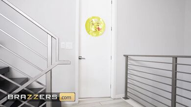 Vanessa Vega pozve svého přítele na žhavou trojku se svou nevlastní matkou Christie Stevens