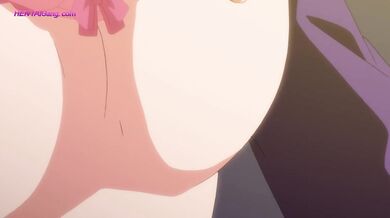 Anime děvka ve veřejném parku si sundá kalhotky, aby si pohrála s vlhkou kundičkou