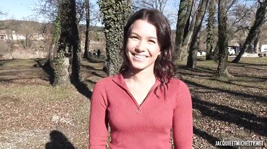Amatérská francouzská brunetka v MMŽ trojce