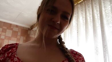 Venkovská holka si v POV užije creampie od městského nováčka