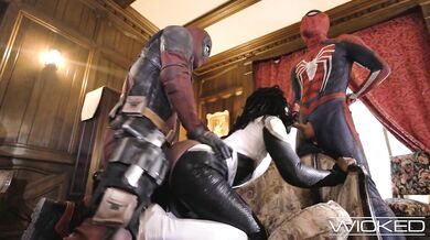 Spideypool se vrací s Deadpoolem a Spidermanem, kteří tvrdě šukají Anu Foxxx