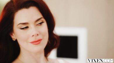 Bezchybná zrzka Nicole Vaunt zažívá nejintenzivnější orgasmus při vášnivém sexu s fanouškem
