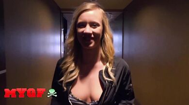 Bailey Brooke poruší pravidla s Kenem kvůli vlhkému a divokému dobrodružství v hotelovém pokoji