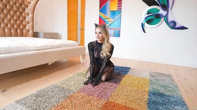 Emma Hix análně ošukaná v černém prádle
