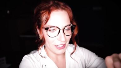 Clémence Audiard a Candee Licious ve trojité touze