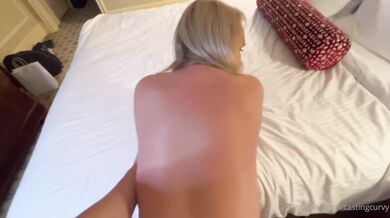 Zatoulená zralá kočka s velkými zadky ošukána v POV