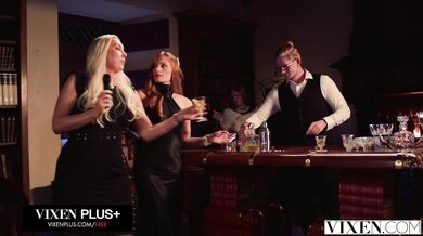 Nápadně krásné Jessi Rae a Ashby Winters potřebují velkého ptáka