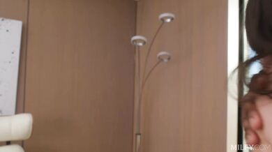 MILF Catherine Knight si užívá anální šukání s BBC v POV