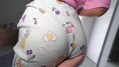 Nadržená MILFka chce do své kundičky velké ptáky